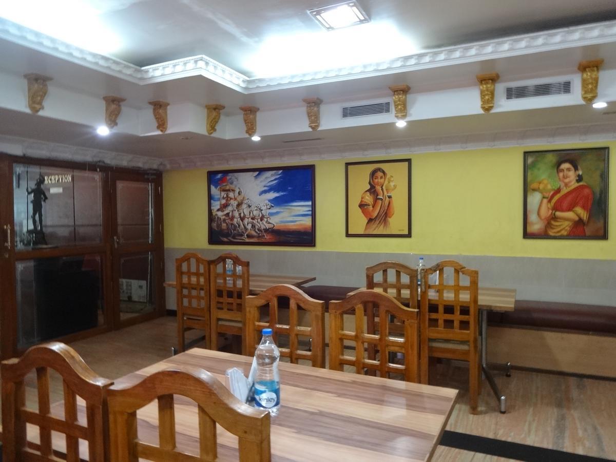 Sri Annapoorna Tower Hotel Madurai Exterior foto